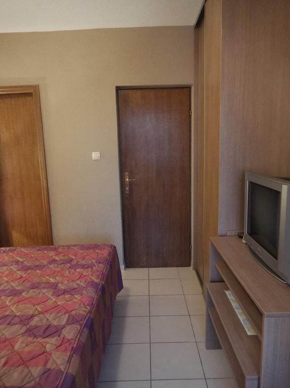 Apartments Zovko Tučepi Buitenkant foto